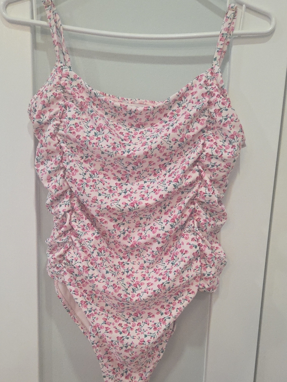 New With Tags And Liner Old Navy Pink Floral Scoop-Neck One-Piece